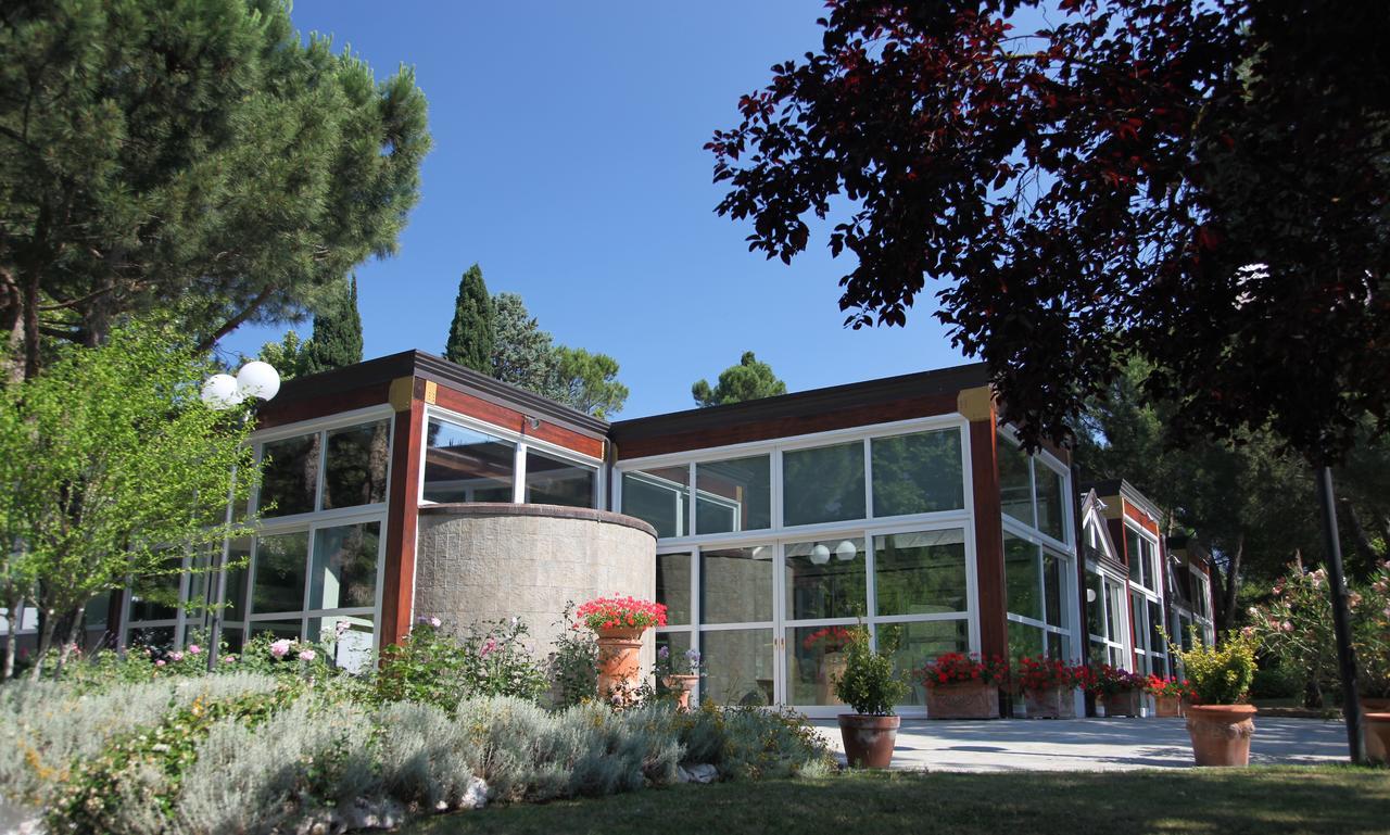 Albergo Ristorante Da Domenico Monte San Savino Exterior foto